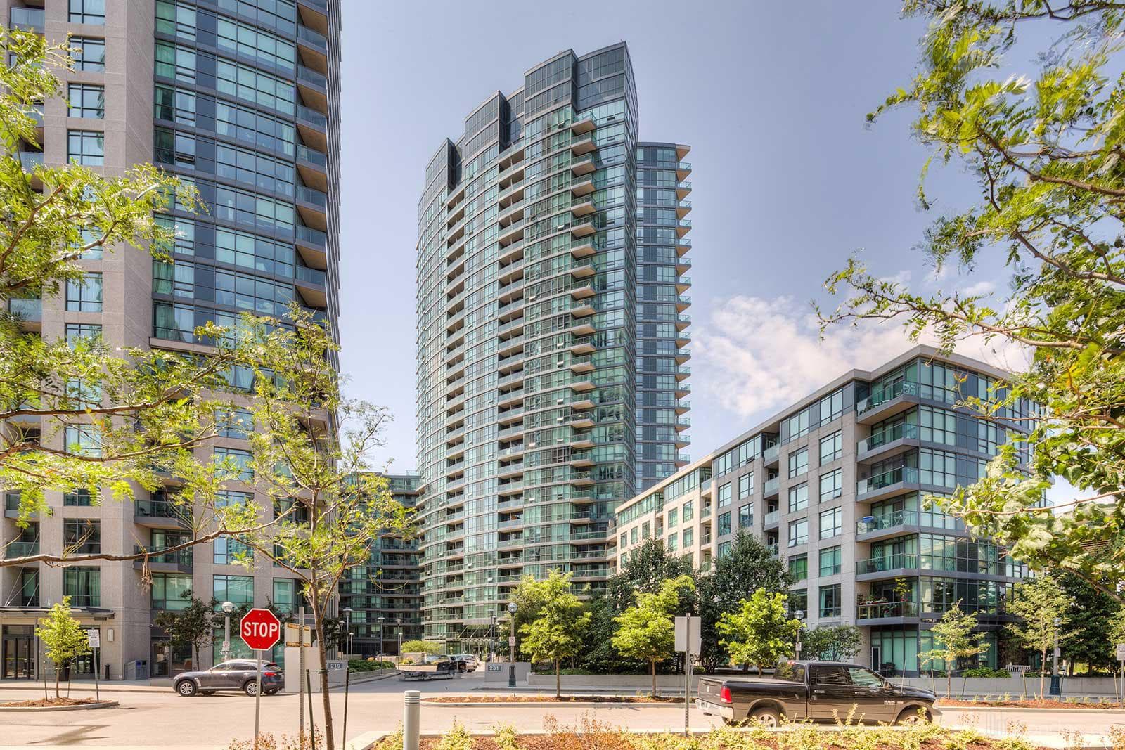 Bentway House at 231 Fort York Blvd, Toronto short-term furnished rental